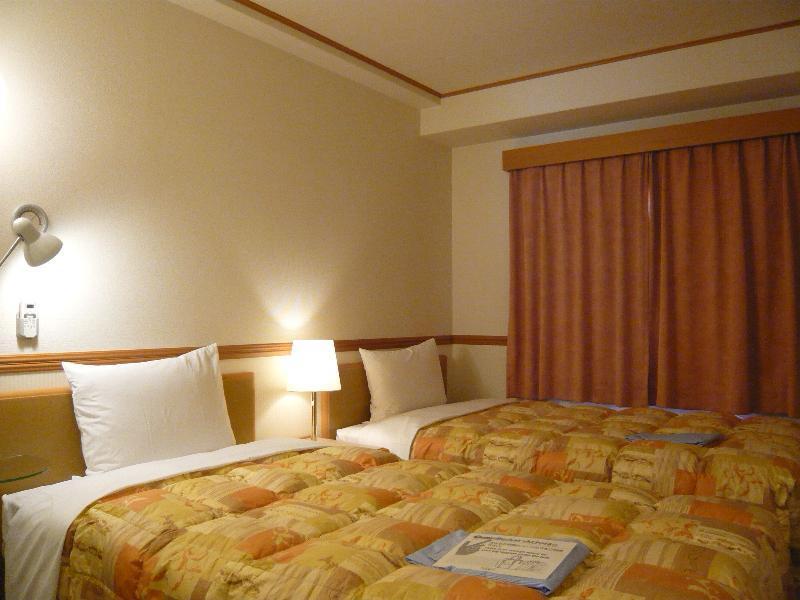 Toyoko Inn Hakata-eki Bus Terminal Mae Fukuoka  Bagian luar foto